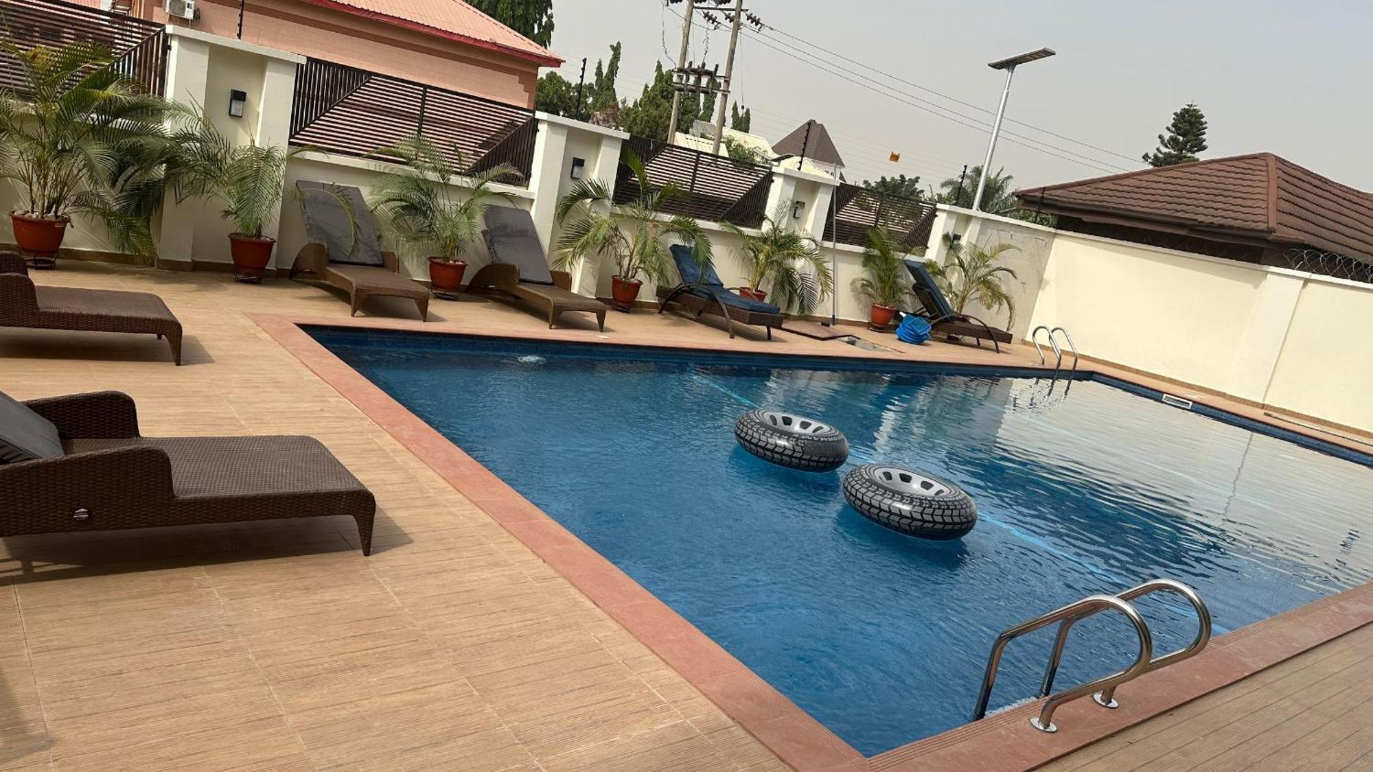 Stp Apartments Abuja Kültér fotó